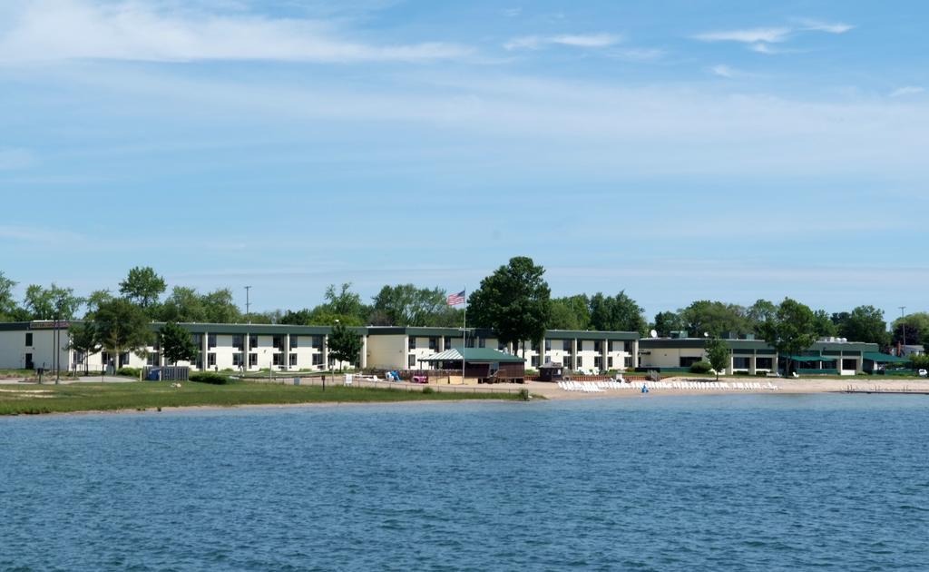Tawas Bay Beach Resort & Conference Center East Tawas Экстерьер фото